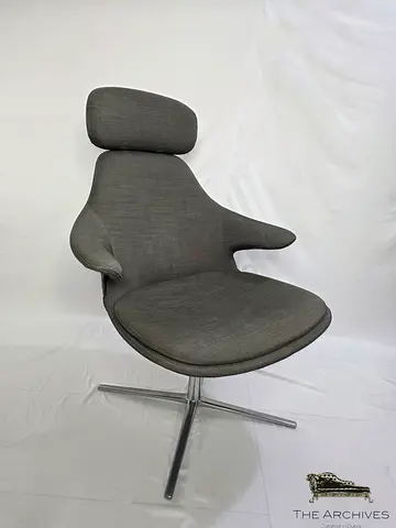 Italian Designer Lounge or accent or arm Chair : (Infiniti Loop Chair)