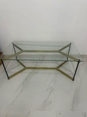 Sleek Modern Glass Coffee Table and 2 side tables set 200 dhs