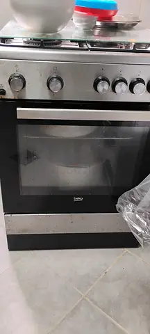 Used beko free standing gas cooker with conventional Oven for Sale, we bought it for 1700aed