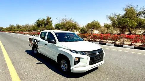 Mitsubishi L200 2023