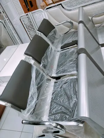 Modern Office Chair Set with Stylish Finish