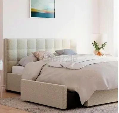 Beautiful high quality 180*200* king size bed Available with four drawers