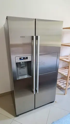 Siemens iQ700 latest version Side by side fridge freezer