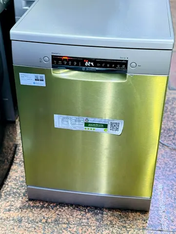 Bosch latest model series 4 3 rack dishwasher with wifi model