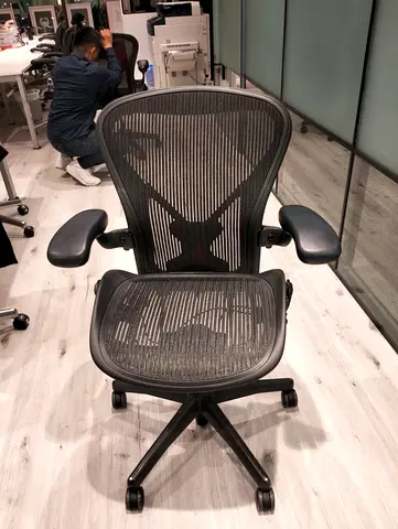 Herman Miller Aeron Chair size B and C Fully Loaded for selling