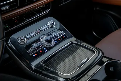2023 Lincoln NAUTILUS 照片 10