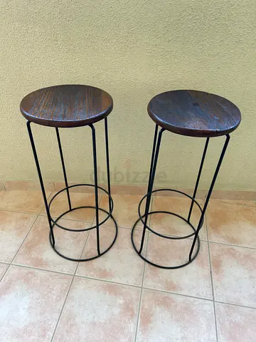 Stylish Wooden Bar Stools with Metal Frame