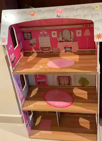 Doll house