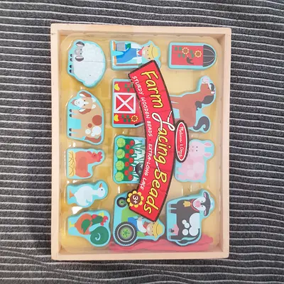 Melissa  Doug Farm Lacing Beads Toy