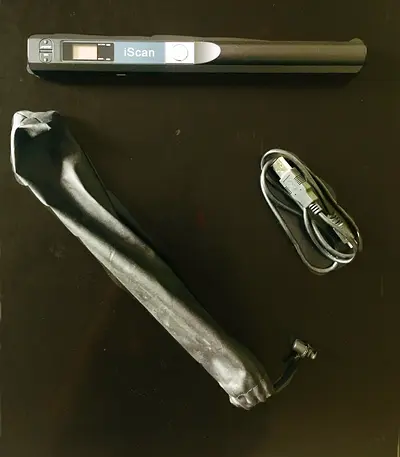 Portable handheld scanner