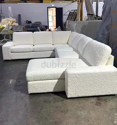 U-Shaped Sectional with an integrated Extended Chaise.
