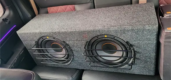 SONY HD 2 x XS-W104ES 10” SUBWOOFERS + XM-GS100 AMPLIFIER + PROFESSIONAL PORTED + CARPETED BOX + 2 x