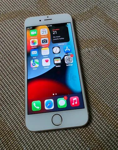 iPhone 6s | Gold with Original Charger  cover in very good condition