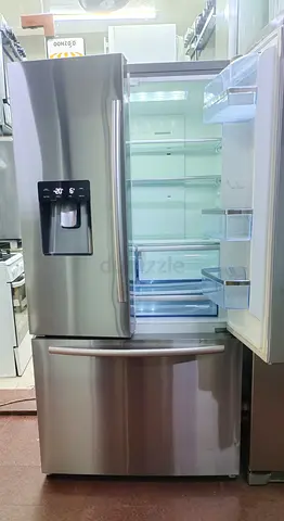 SAMSUNG latest model FRENCH FREEZER fridge with water depanser