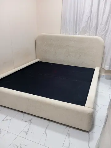 King size bed
