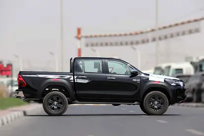 2026 Toyota HILUX 照片 3