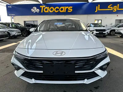 Hyundai Elentra 1.5L , Petrol, Model 2025, Color White