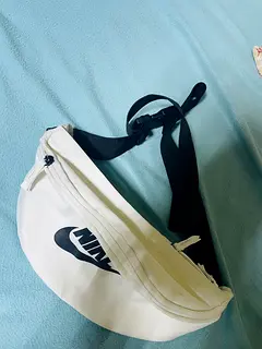 yibo nike bag