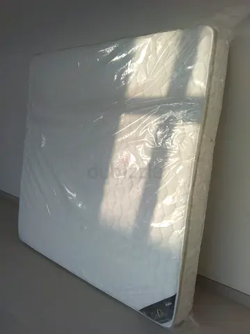 Top pillow mattress 200x200cm super King size.  Same day delivery available