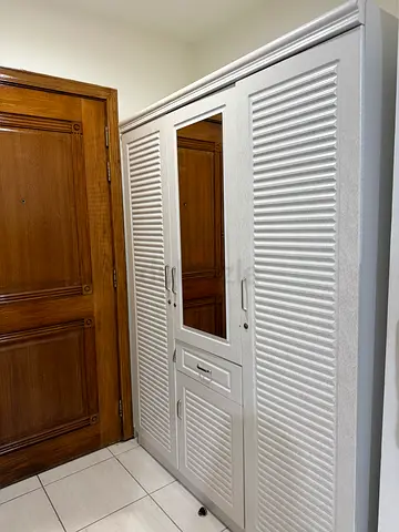 Stylish Wooden Wardrobe with Sleek Design