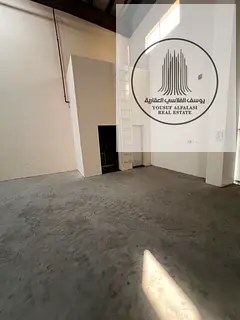 Premium Warehouse for Rent – ​​Spacious and Fully Equipped