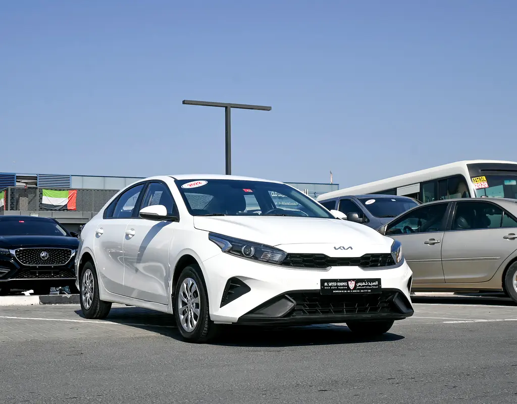 Kia Cerato 2022 — photo 1 of 20