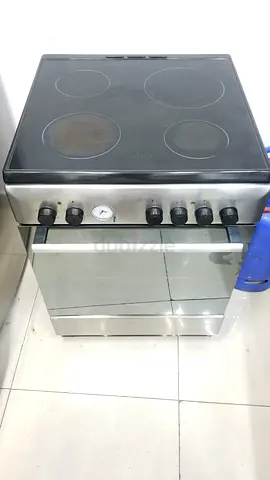 ARISTON latest model full electric ceramic 4 HOBS COOKING RANGE 60x60 STOVE