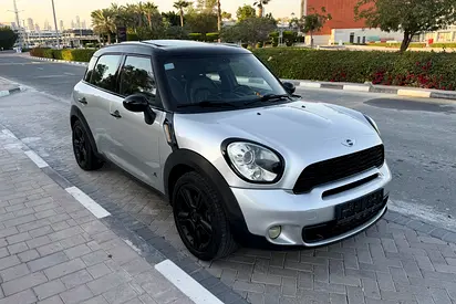 Mini Countryman Cooper S 2013 Silver || Single Owner || Low Mileage || Accident Free || GCC Specs