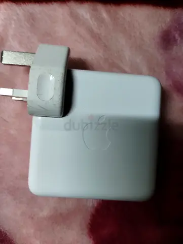 Apple 61W USB-C Power Adapter with USB-C cable