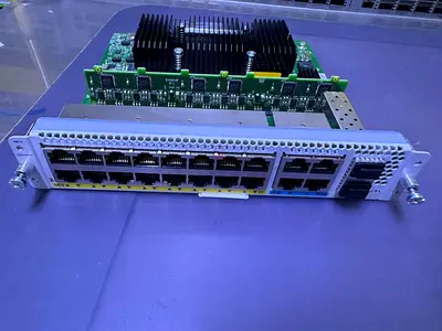 Cisco SM-X-16G4M2X Service Module