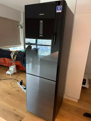 Hitachi 60cm wide bottom freezer refrigerator