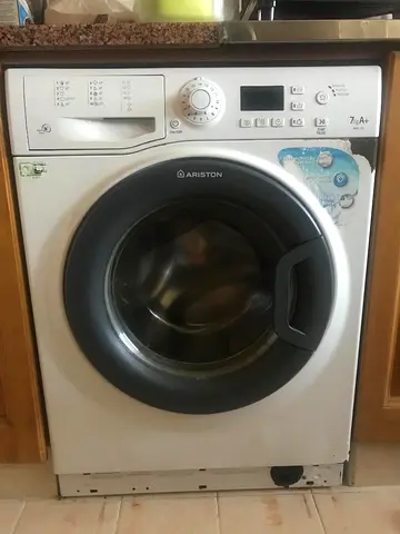 Ariston 7 kg Washing Machine