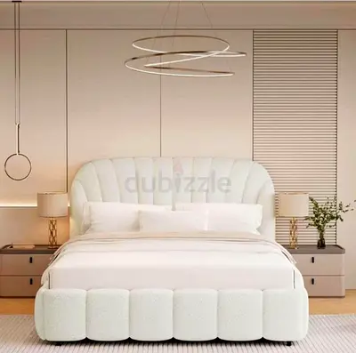 Elegant Modern Bed with Chic Design
