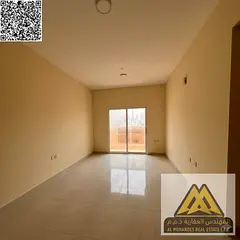 Large spaces | Balcony with an open view | Central air conditioning | Very clean apartment | Prime l