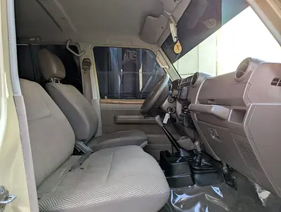 صورة 6 لـ 2012 Toyota LAND CRUISER 70 SERIES