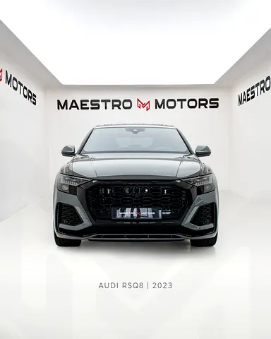 RSQ8 I Carbon Interior I Top Conditions