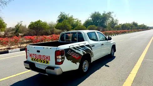 Mitsubishi L200 2023