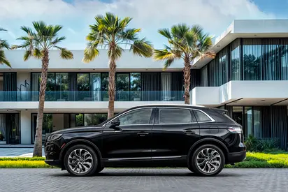 2023 Lincoln NAUTILUS 照片 2