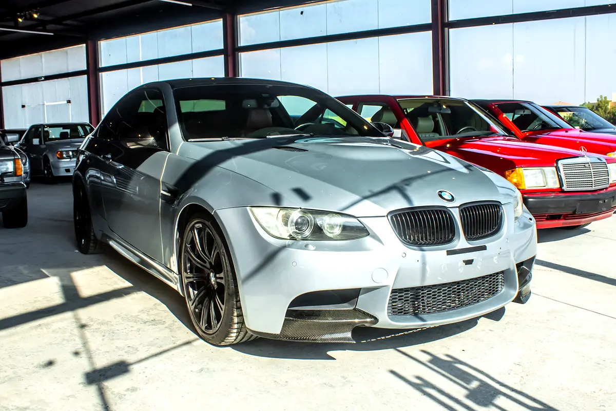 E92