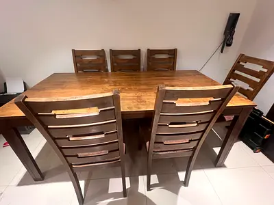 Dining table set
