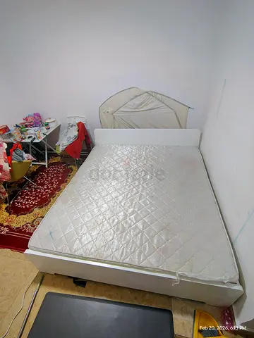 Urgent sale ; White Bed Frame with Slatted Base and mattress