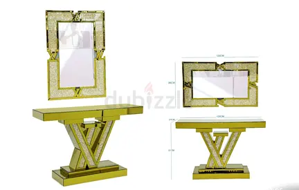 Luxurious Gold Console Table with Mirror