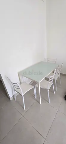 Dining table , 4 chairs