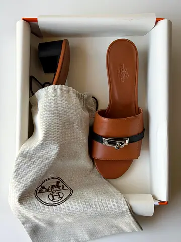 Hermes women slipper