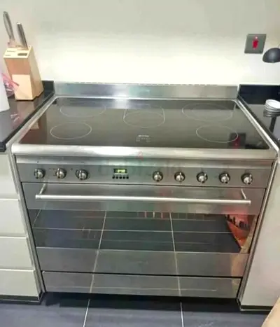 Smeg 90 cm ceramic cooking range 5 hubs electric ceramic stove