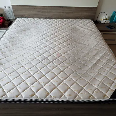 Comfortable King Size Mattress for Sale