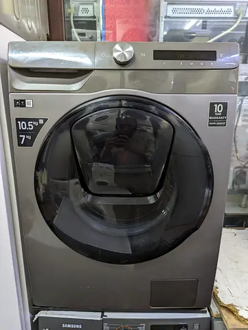 SAMSUNG latest model 10.5 kg washer and 7 kg dryer combine door in door