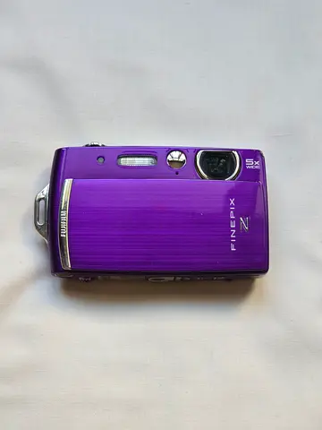 Fujifilm FinePix Z110 Digital Camera (DELIVERY INCLUDED)