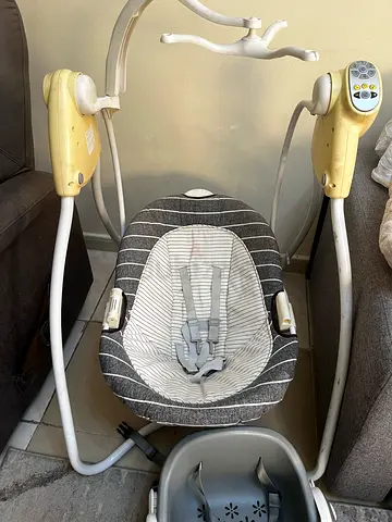 Baby electric rocker and feeding chair