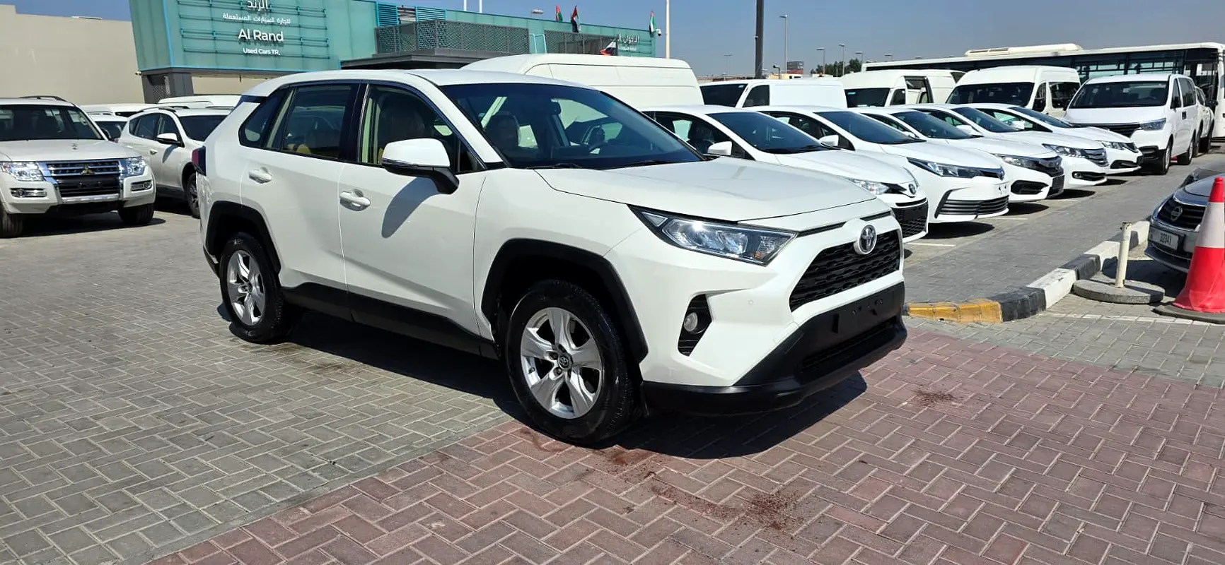 Toyota Rav 4 2019 — photo 1 of 18
